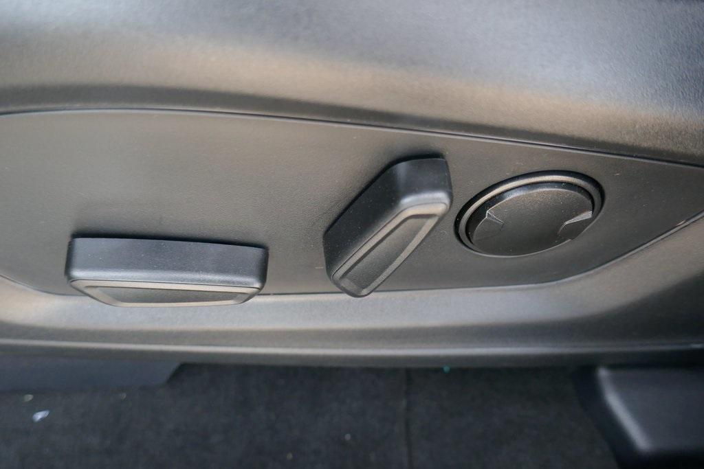 new 2025 Ford Explorer car, priced at $47,248