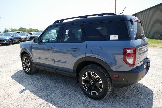 new 2024 Ford Bronco Sport car, priced at $32,002