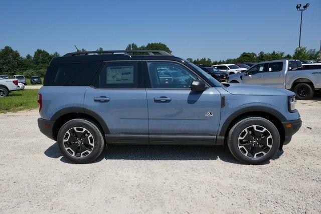 new 2024 Ford Bronco Sport car, priced at $32,002