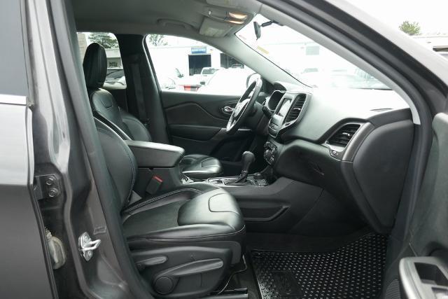 used 2020 Jeep Cherokee car, priced at $17,495