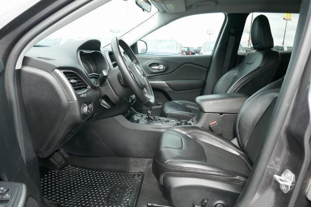 used 2020 Jeep Cherokee car, priced at $17,495