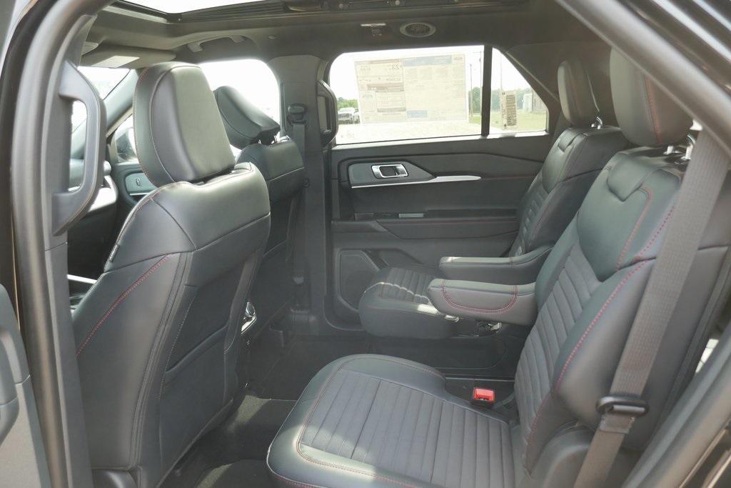 new 2025 Ford Explorer car, priced at $47,793