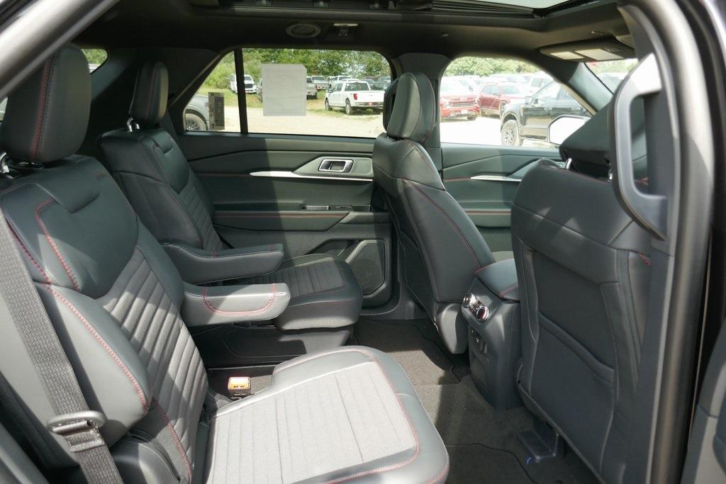 new 2025 Ford Explorer car, priced at $47,793