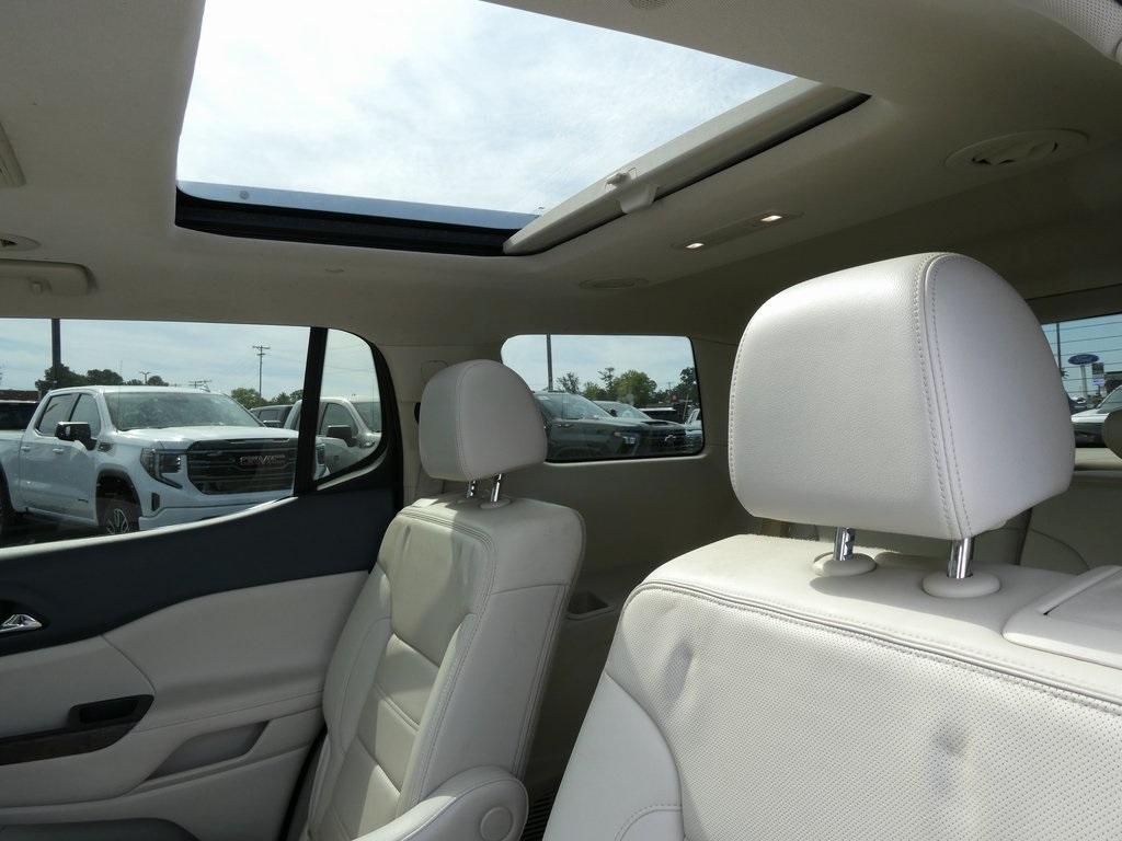 used 2021 GMC Acadia car, priced at $25,995