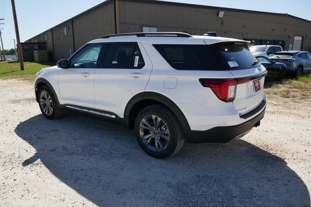 new 2025 Ford Explorer car, priced at $45,286