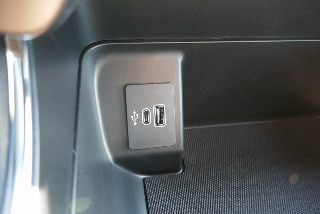 new 2025 Ford F-150 car, priced at $41,544