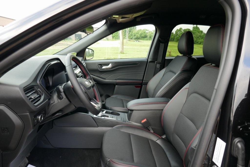 new 2025 Ford Escape car, priced at $27,509