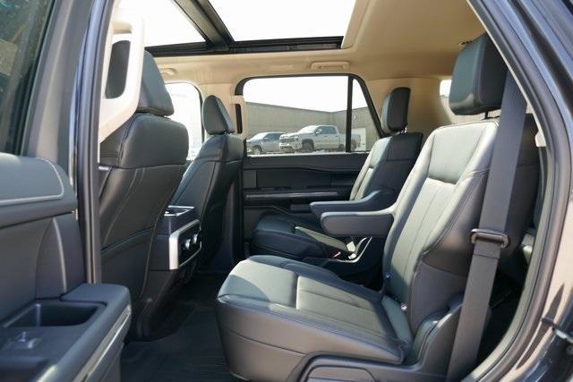 new 2024 Ford Expedition car, priced at $60,764