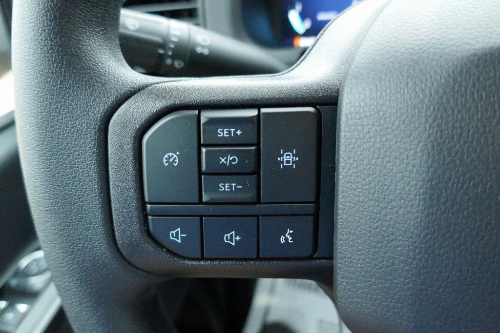 new 2025 Ford F-150 car, priced at $44,702