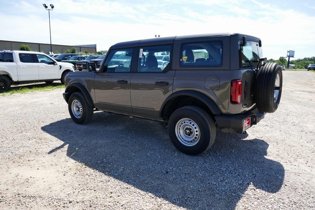 new 2025 Ford Bronco car, priced at $43,721