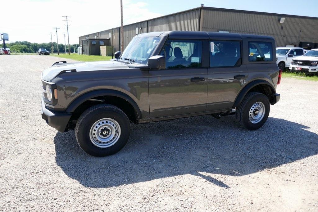 new 2025 Ford Bronco car, priced at $43,721