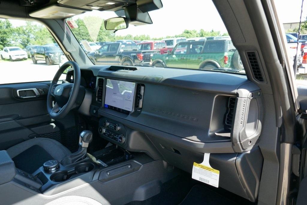 new 2025 Ford Bronco car, priced at $41,721
