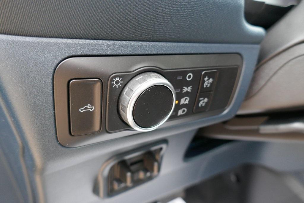 new 2025 Ford Maverick car, priced at $34,419