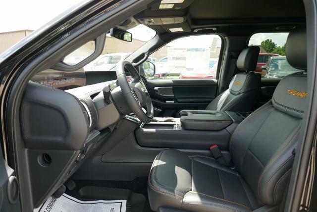 new 2025 Ford Expedition car, priced at $78,255
