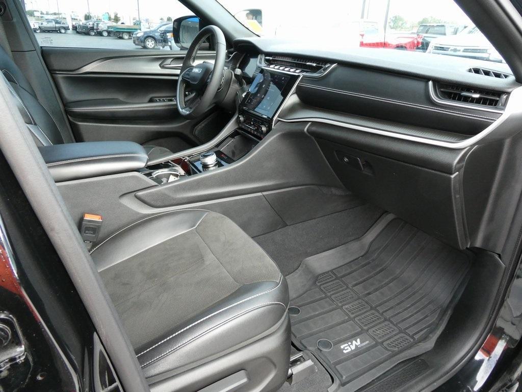 used 2023 Jeep Grand Cherokee L car, priced at $30,995