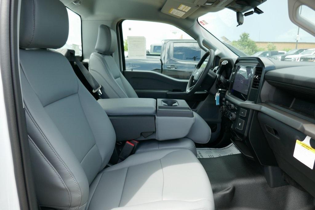 new 2025 Ford F-150 car, priced at $40,021