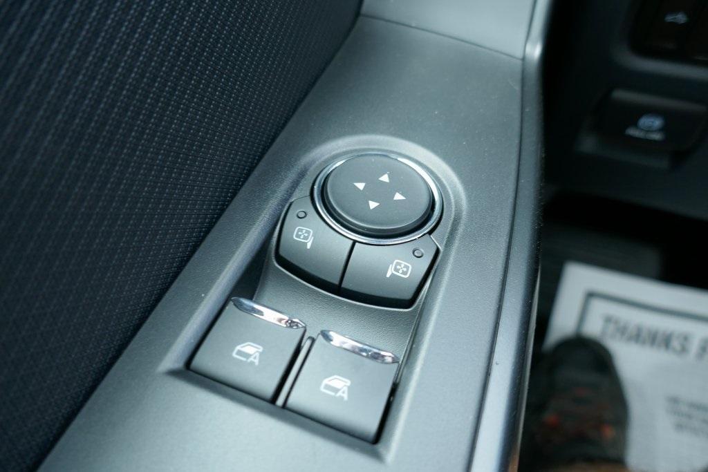 new 2025 Ford F-150 car, priced at $40,021