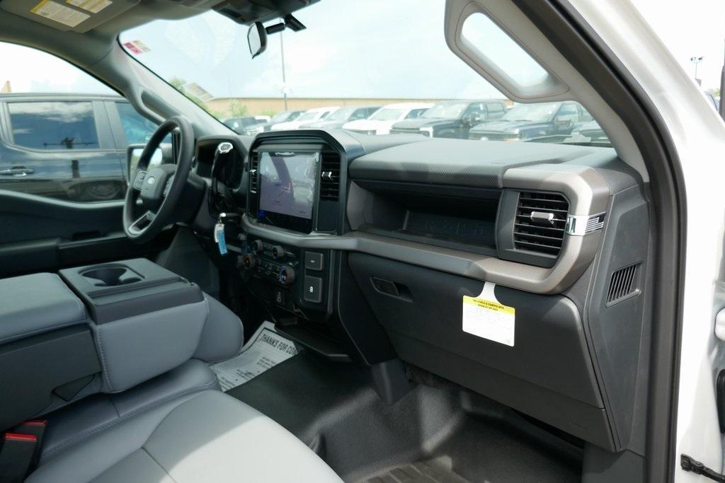 new 2025 Ford F-150 car, priced at $40,021