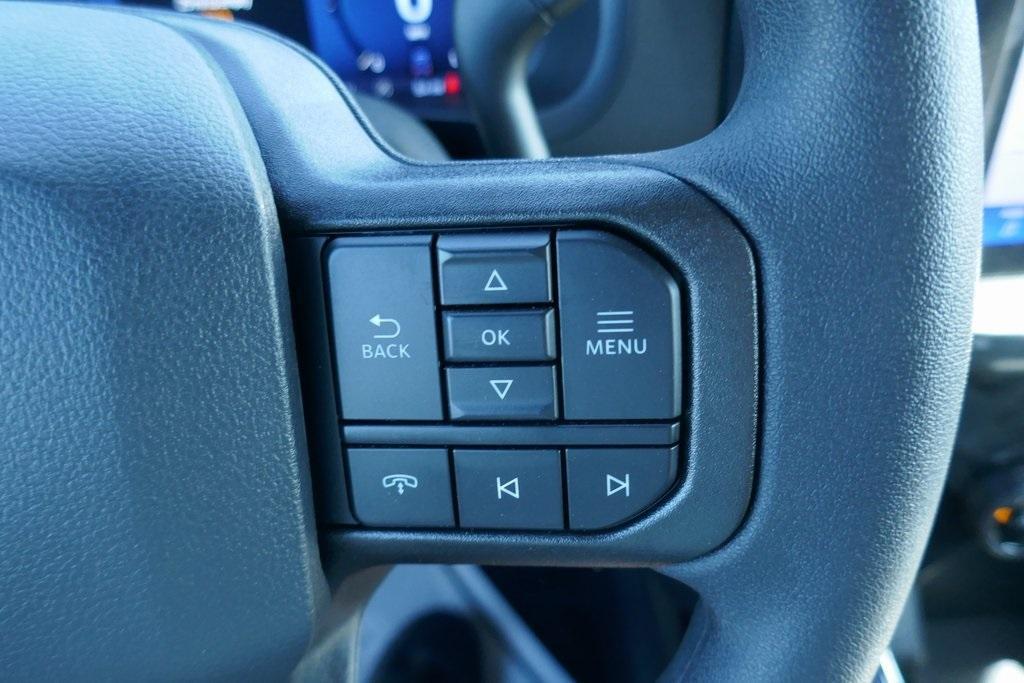 new 2025 Ford F-150 car, priced at $44,302