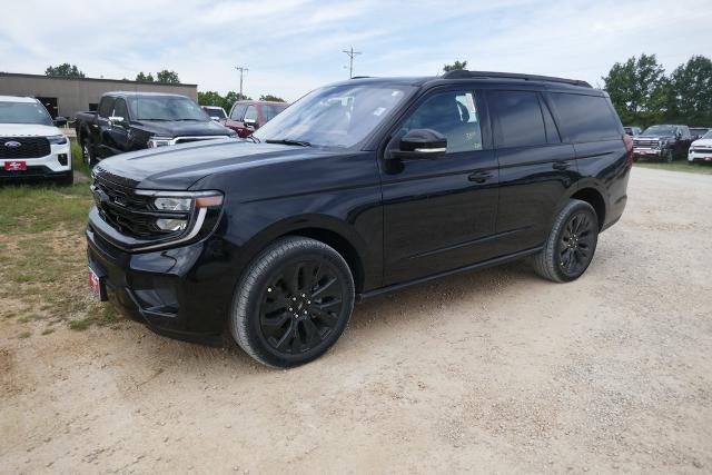 new 2025 Ford Expedition car, priced at $75,335