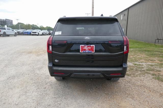 new 2025 Ford Expedition car, priced at $75,335