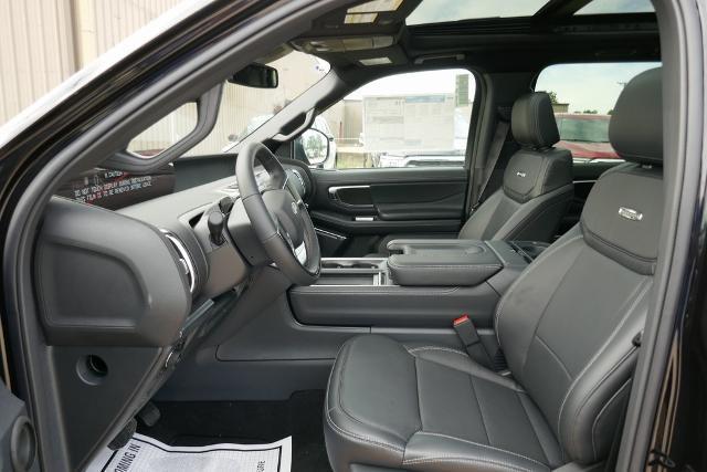 new 2025 Ford Expedition car, priced at $75,335