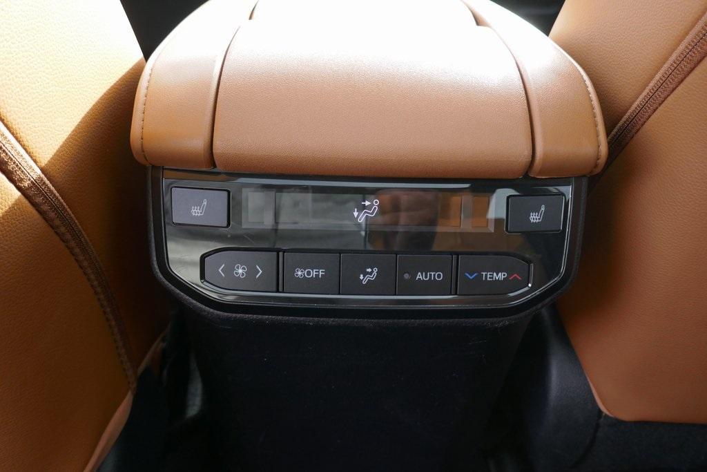 used 2023 Toyota Highlander Hybrid car, priced at $42,995