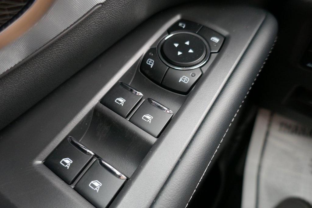 new 2025 Ford Expedition Max car, priced at $80,580