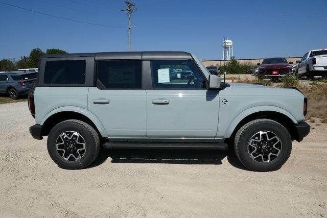 new 2024 Ford Bronco car, priced at $45,505