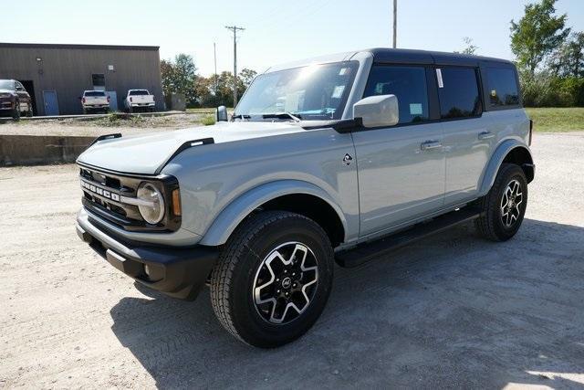 new 2024 Ford Bronco car, priced at $45,505