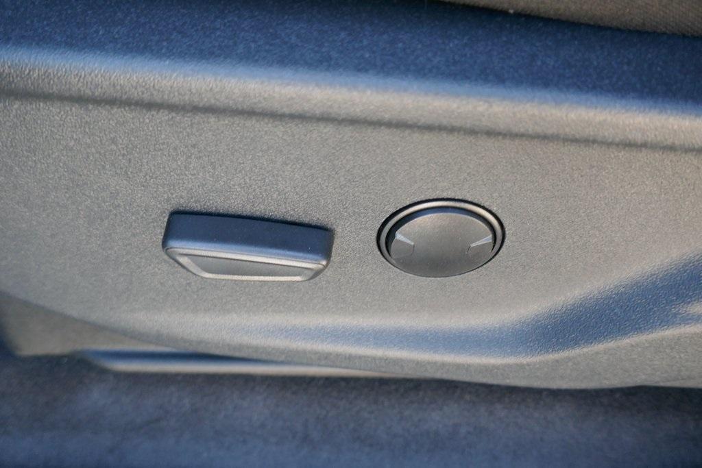 new 2025 Ford F-150 car, priced at $50,947