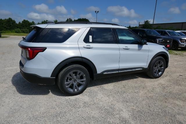 new 2025 Ford Explorer car, priced at $45,373