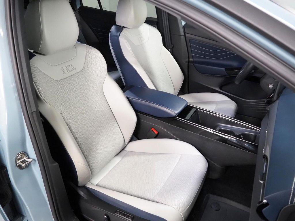 used 2024 Volkswagen ID.4 car, priced at $24,950