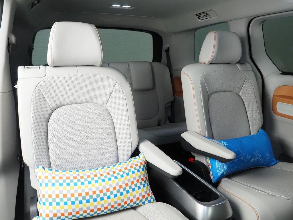 used 2025 Volkswagen ID. Buzz car, priced at $61,500