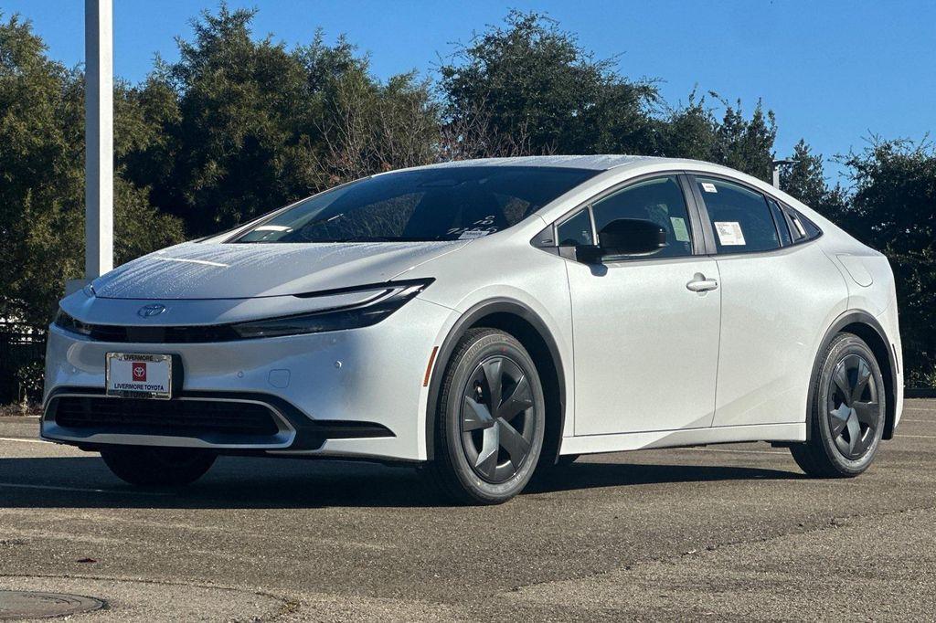 new 2026 Toyota Prius Plug-In Hybrid car, priced at $35,777