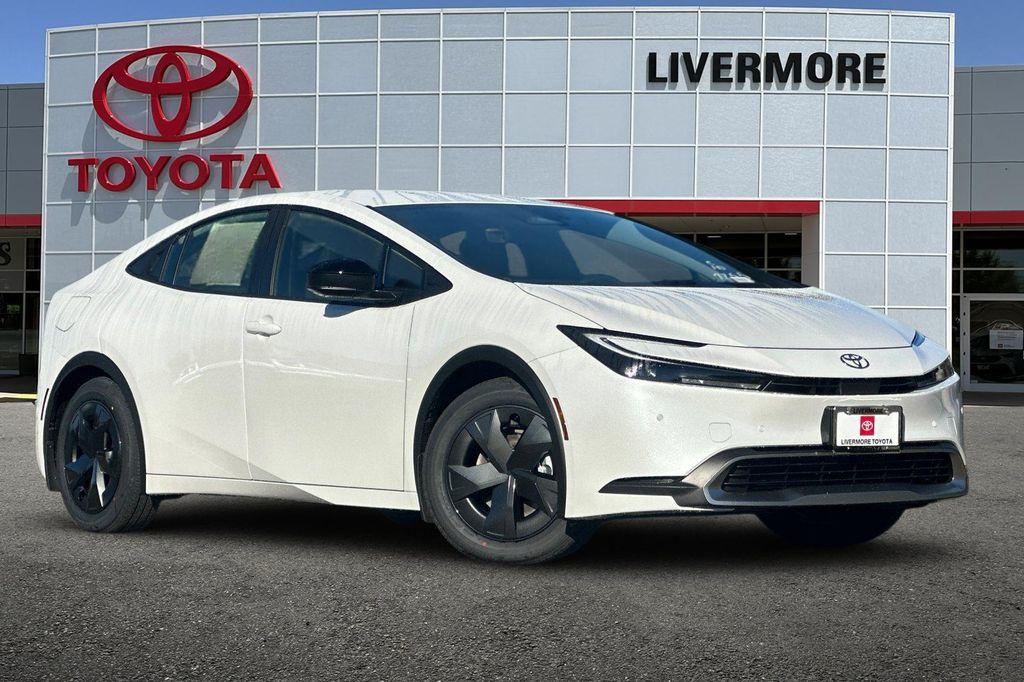 new 2026 Toyota Prius Plug-In Hybrid car, priced at $35,777