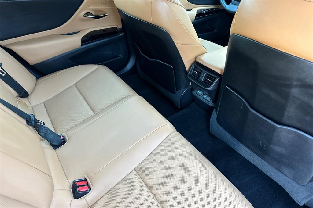 used 2022 Lexus ES 350 car, priced at $33,347