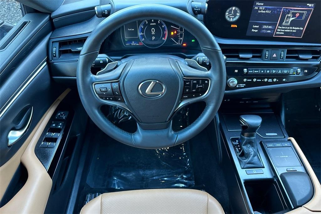 used 2022 Lexus ES 350 car, priced at $33,347