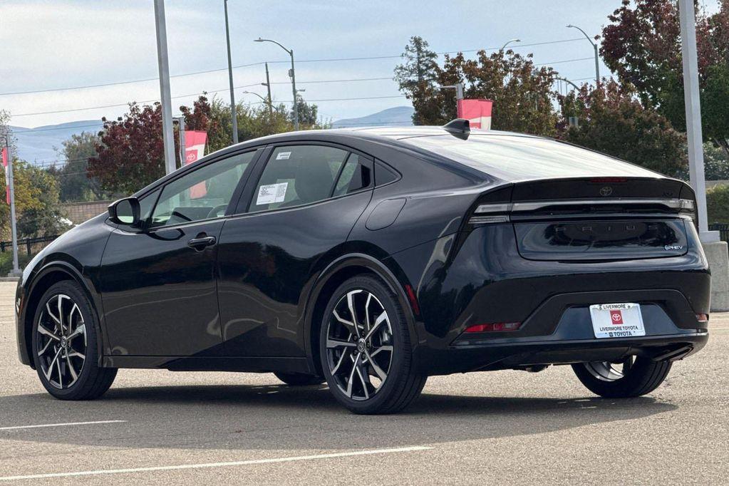 new 2026 Toyota Prius Plug-In Hybrid car, priced at $39,375