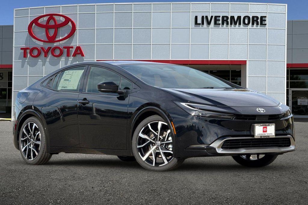 new 2026 Toyota Prius Plug-In Hybrid car, priced at $39,375