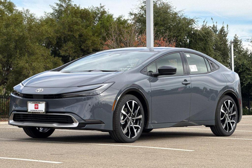 new 2026 Toyota Prius Plug-In Hybrid car, priced at $37,943