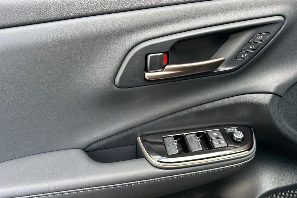 new 2025 Toyota Crown Signia car, priced at $45,991