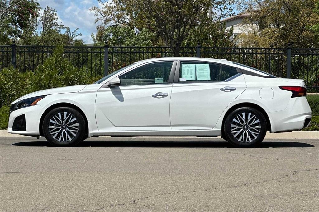 used 2023 Nissan Altima car, priced at $21,991