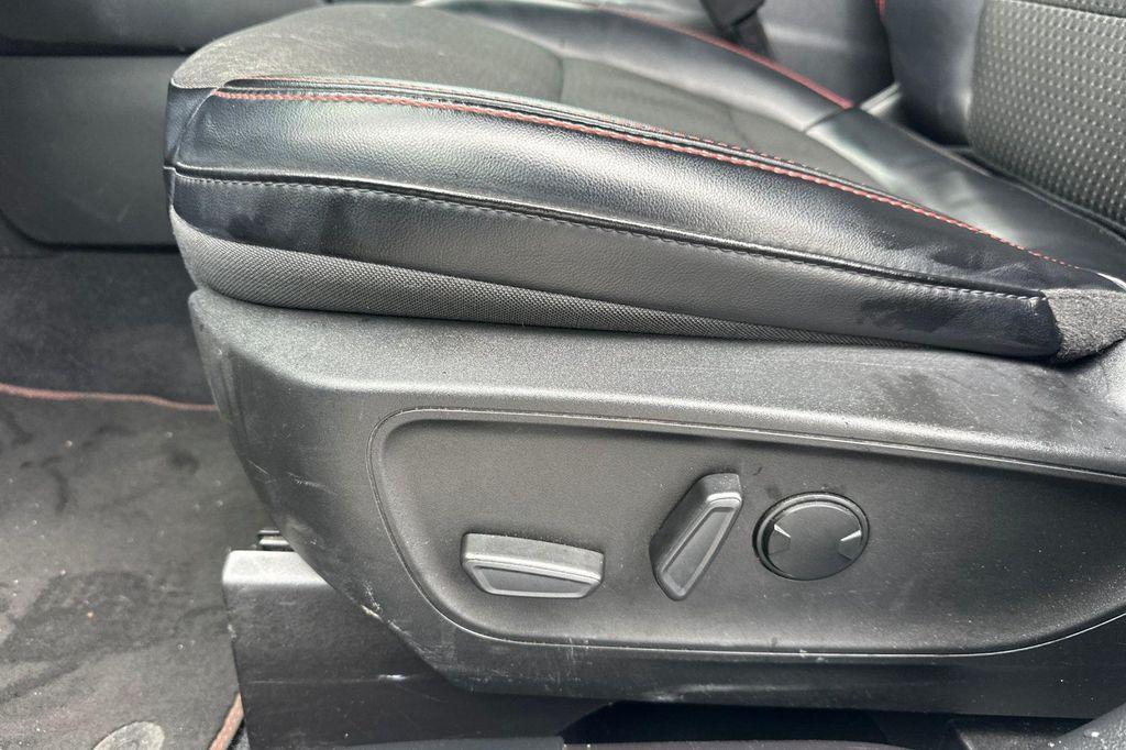 used 2023 Ford Escape car, priced at $19,991