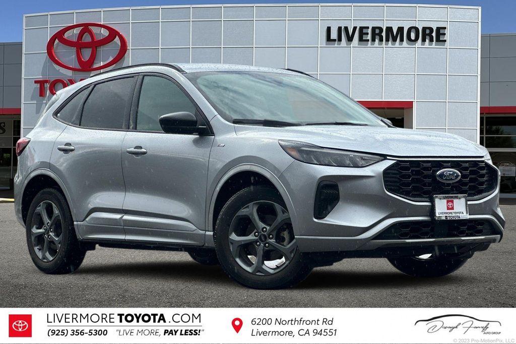 used 2023 Ford Escape car, priced at $19,991