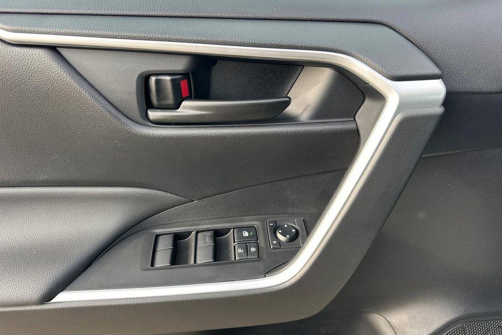 new 2025 Toyota RAV4 car, priced at $31,231