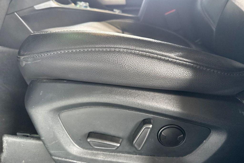 used 2023 Ford Explorer car, priced at $25,777