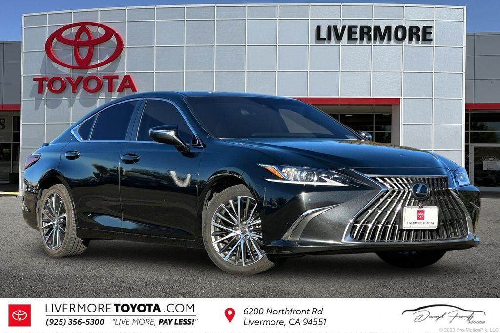 used 2024 Lexus ES 300h car, priced at $38,450