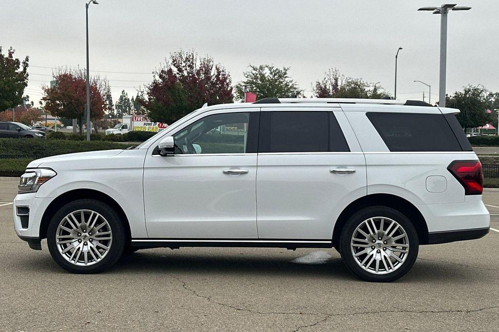 used 2024 Ford Expedition car, priced at $52,990