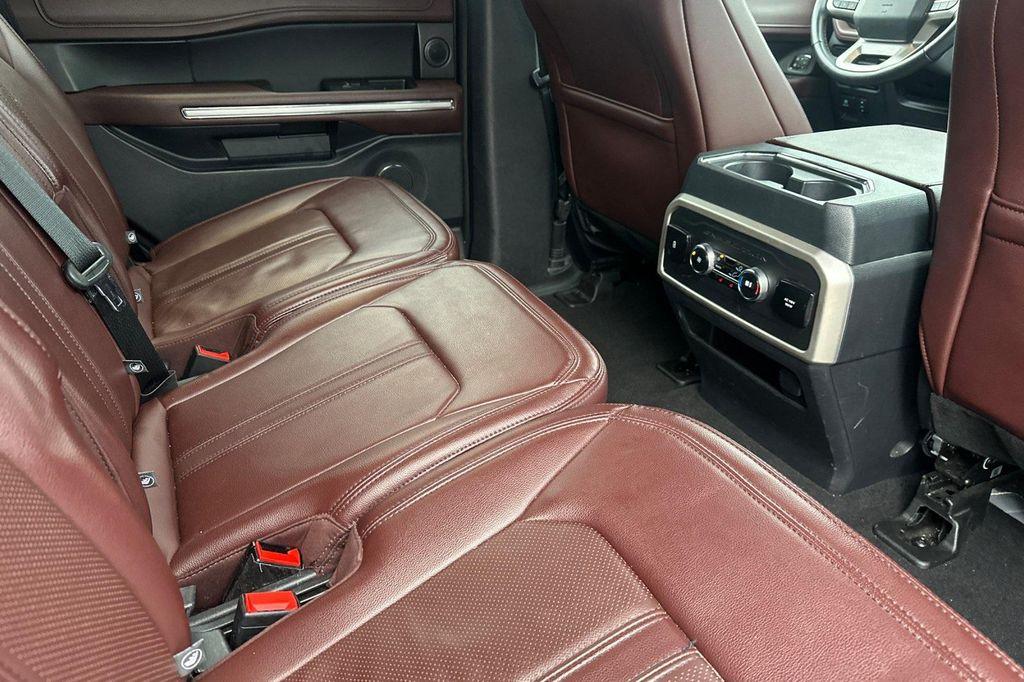 used 2024 Ford Expedition car, priced at $52,990